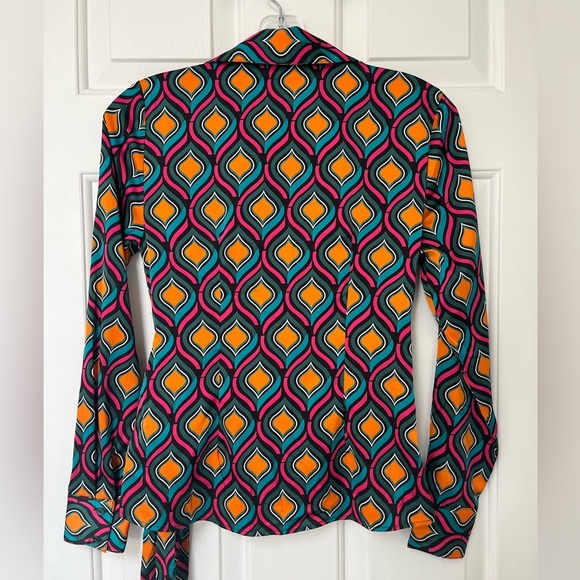 NWT Cupcakes and Cashmere Multicolour Geo Print Wrap Blouse XS - Picture 9 of 14